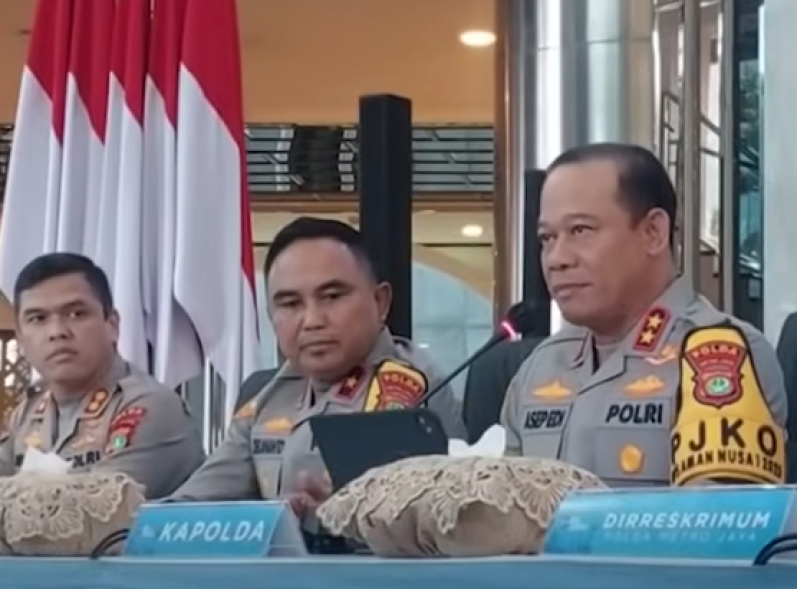 Polda Metro Jaya Resmi Tetapkan Roy Suryo cs Menjadi Tersangka Kasus Ijazah Jokowi